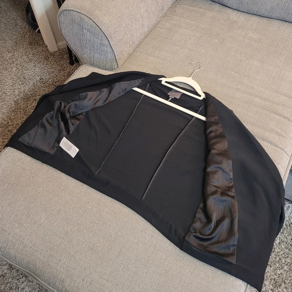 Lysse New York Classic Black Open Front Casual Jacket Size Small Sleeve Detail